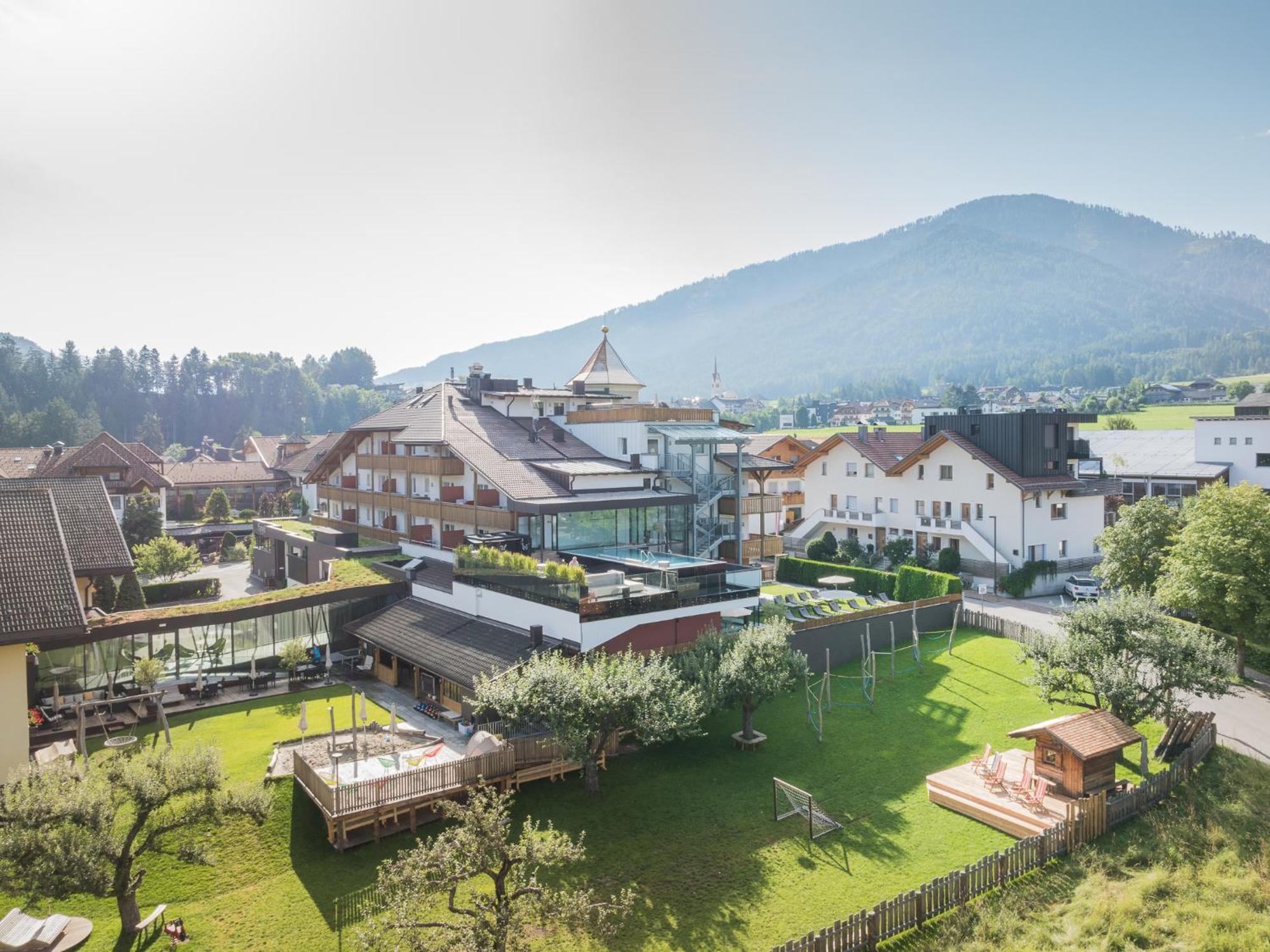 Hotel Fameli Olang Ngoại thất bức ảnh