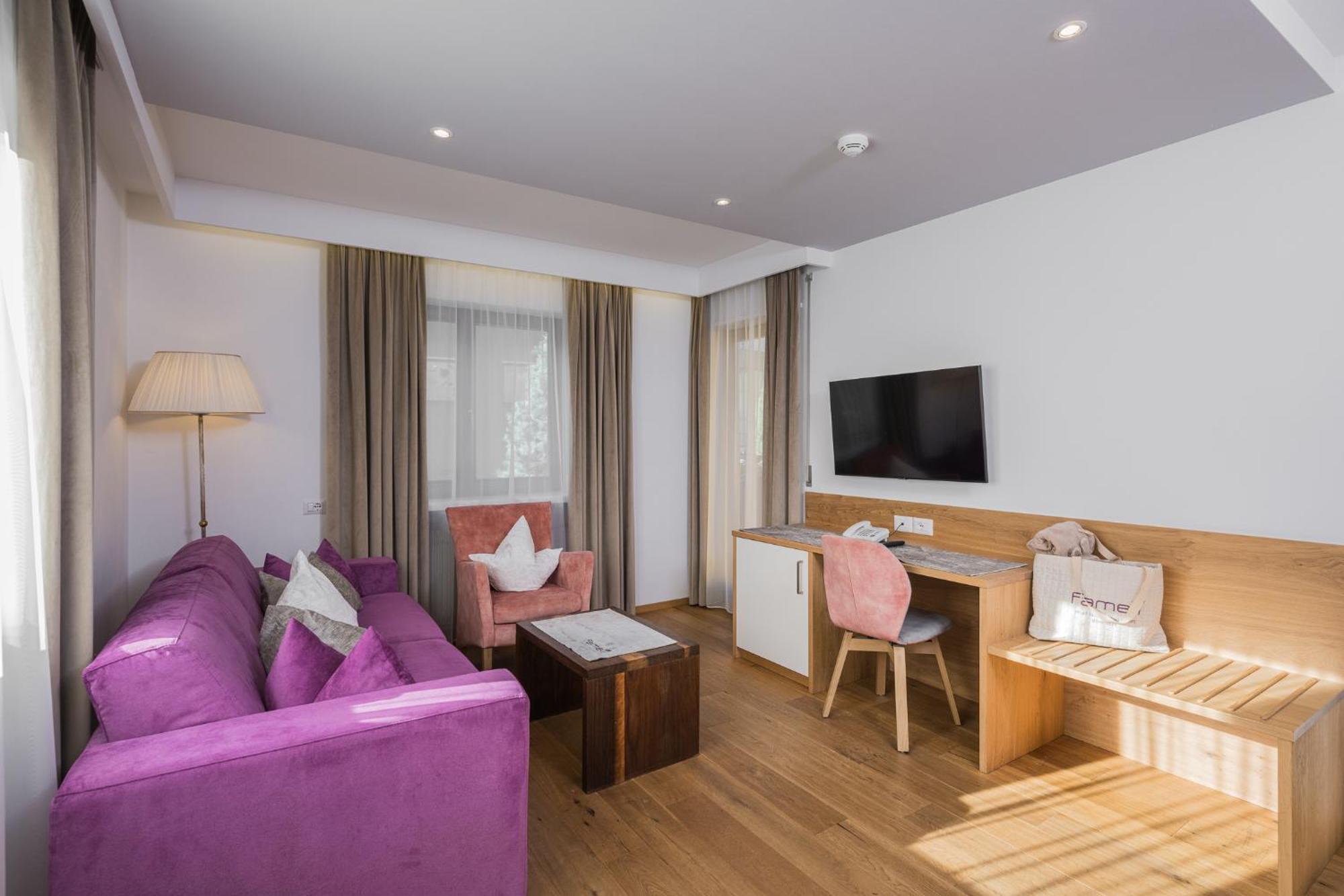 Hotel Fameli Olang Phòng bức ảnh