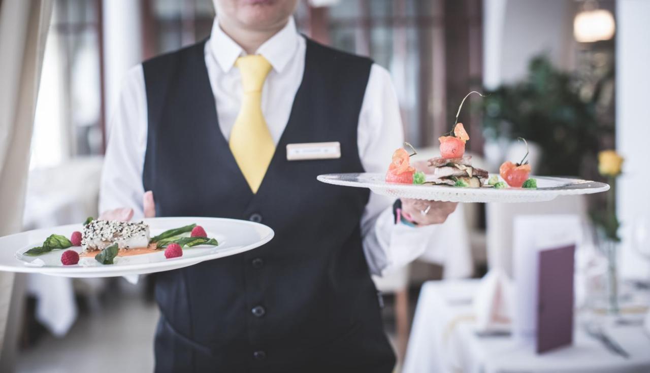 Hotel Fameli Olang Ngoại thất bức ảnh